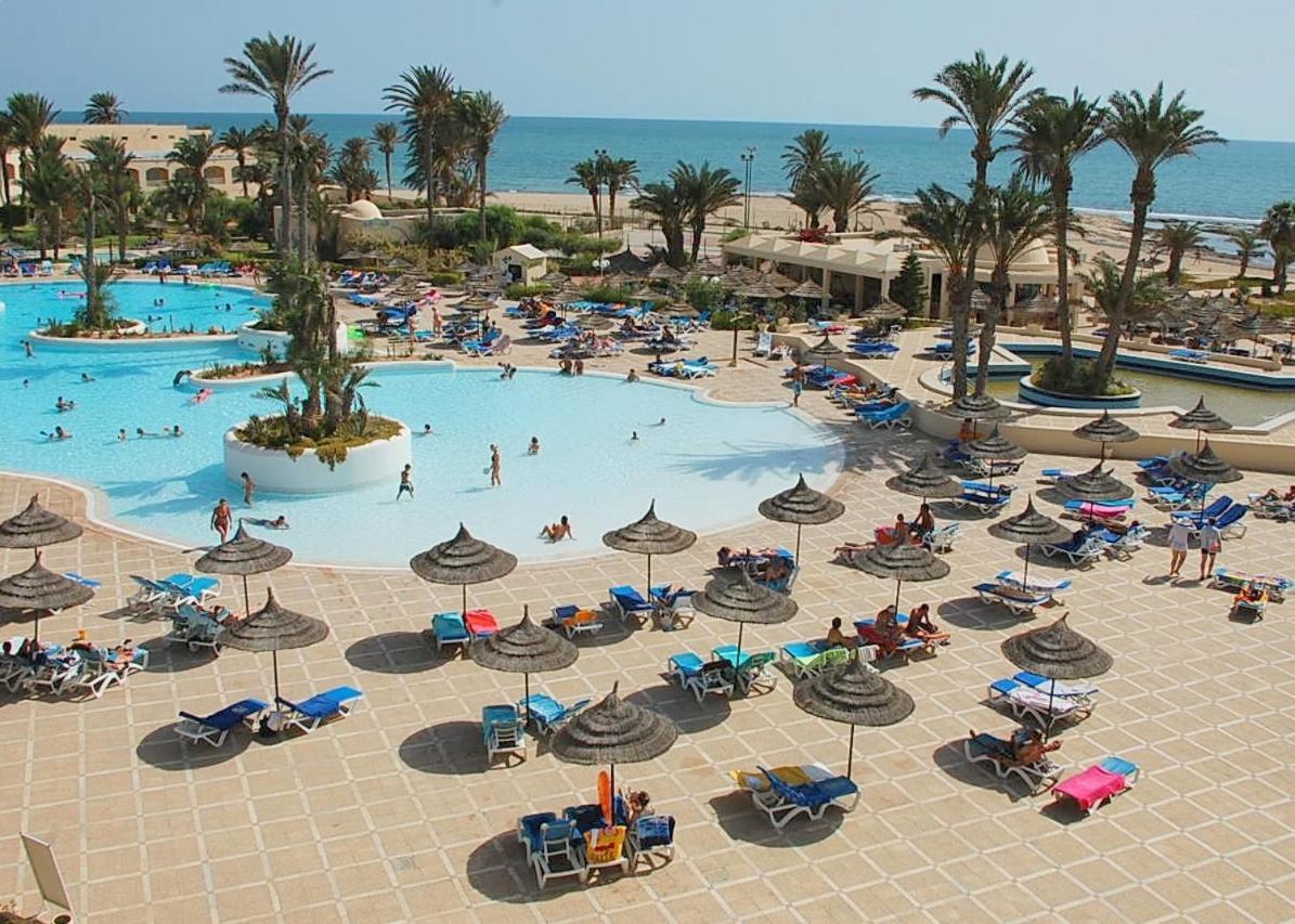 Zephir Hotel & Spa Dzsardzsísz Kültér fotó