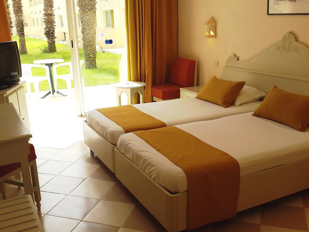 Zephir Hotel & Spa Dzsardzsísz Kültér fotó